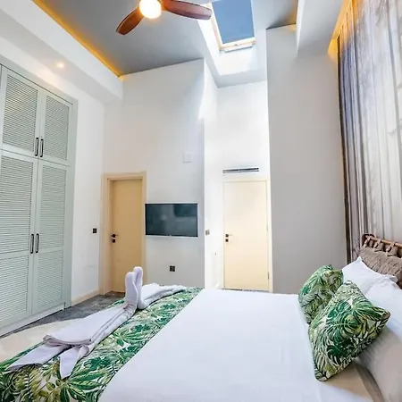 Sahilde Deniz Manzarali Sik Daire Apartment Fethiye