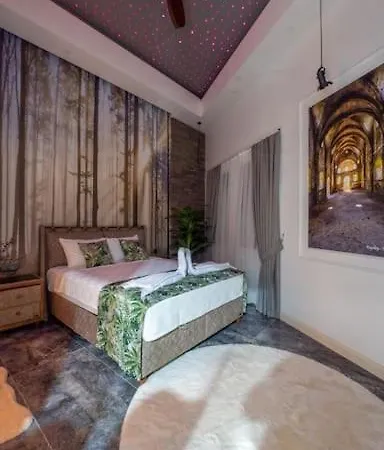 Apartment Sahilde Deniz Manzarali Sik Daire Fethiye